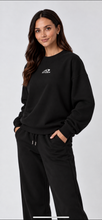 Load image into Gallery viewer, RYDER black oversized sweater