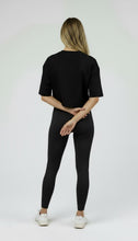 Load image into Gallery viewer, Mid length Pharrell t-shirt black
