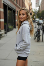 Load image into Gallery viewer, Pharrell oversized snow Marle hoodie

